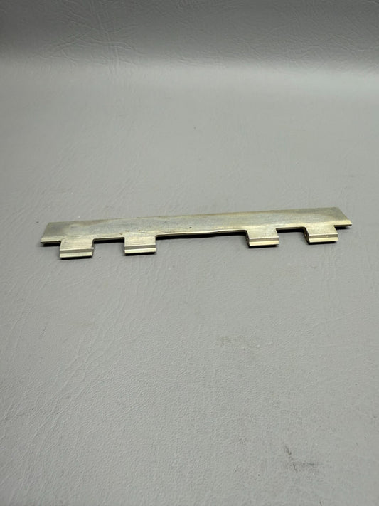 Cessna Hinge P/N 1211124-2