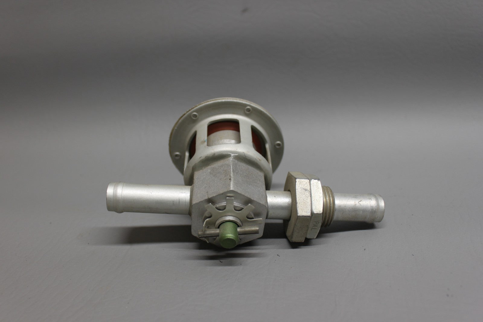 2H30-10 Vacuum Regulator (ALT P/N 584-220)