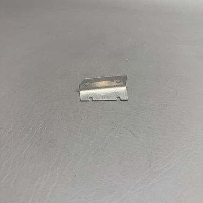62146-000 Piper Clip