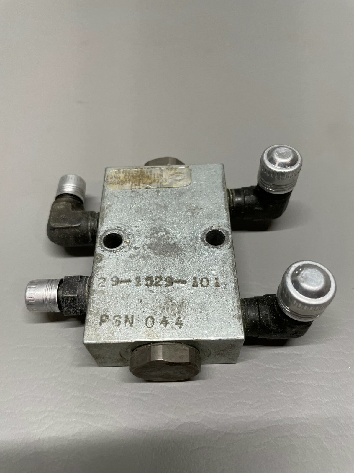 Aircraft Valve Assy P/N 29-1529-101