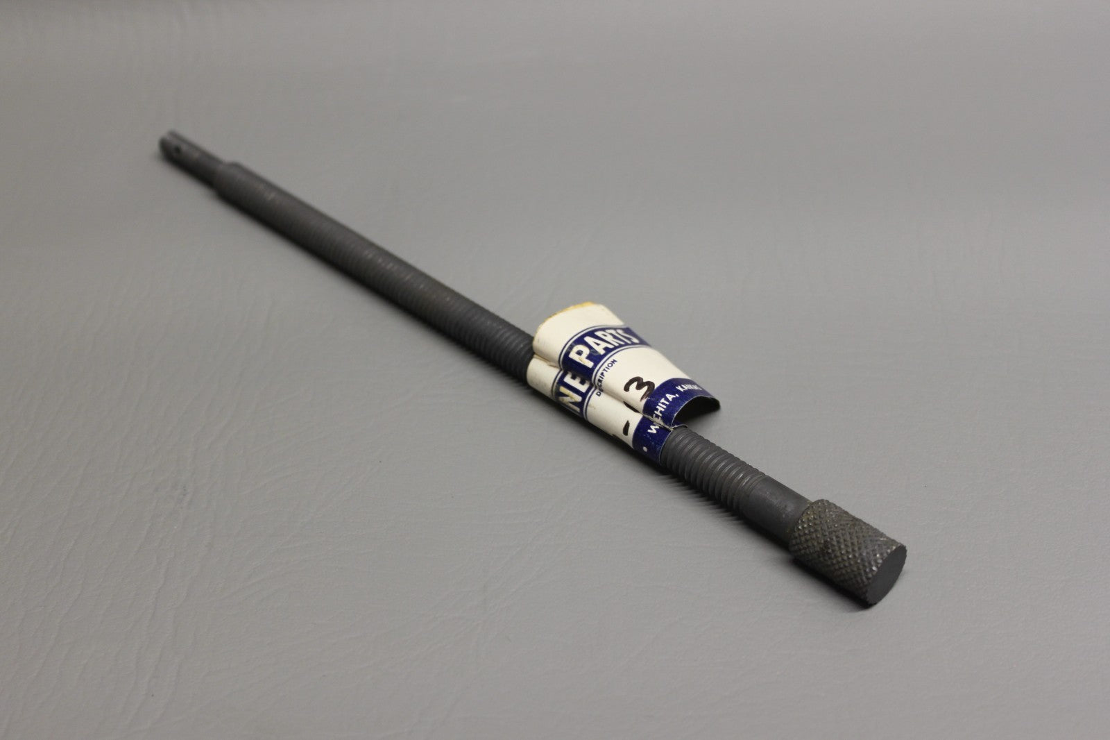 1660131-13 Cessna Shaft Control Arm