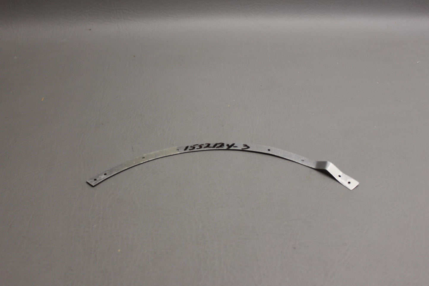 1552124-3 Cessna Retainer