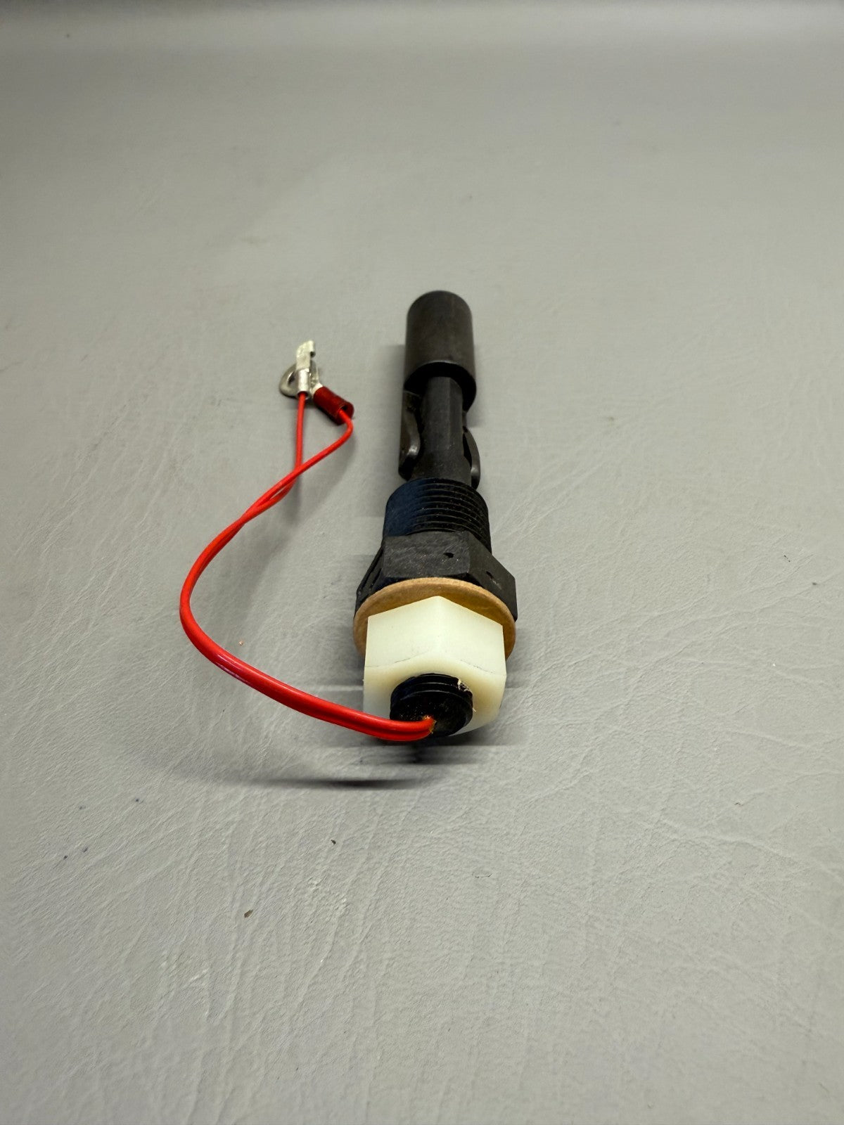 588-097 Piper Liquid Level Switch