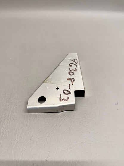 96308-003 Piper Bracket