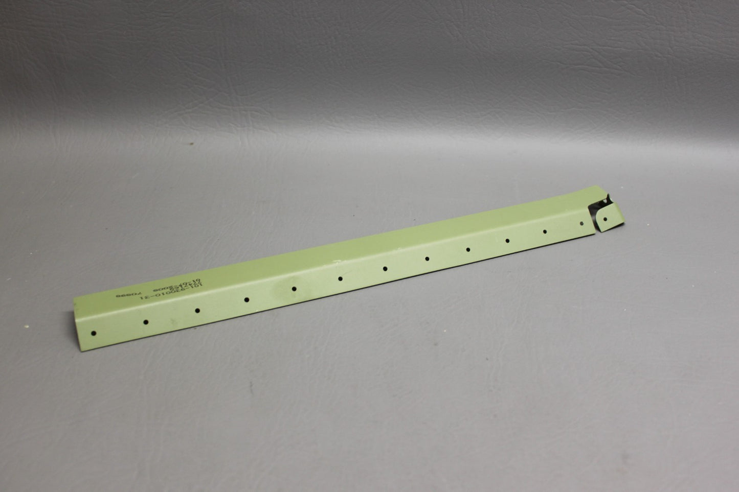 101-930010-31 Beechcraft King Air ANGLE- OIL COOLER INSTLLATION