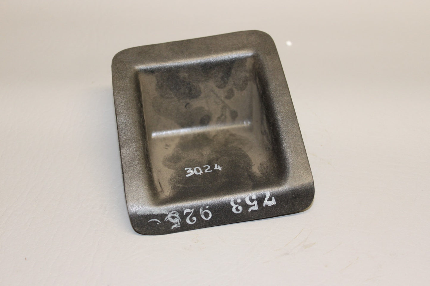 753-925 Piper Cover
