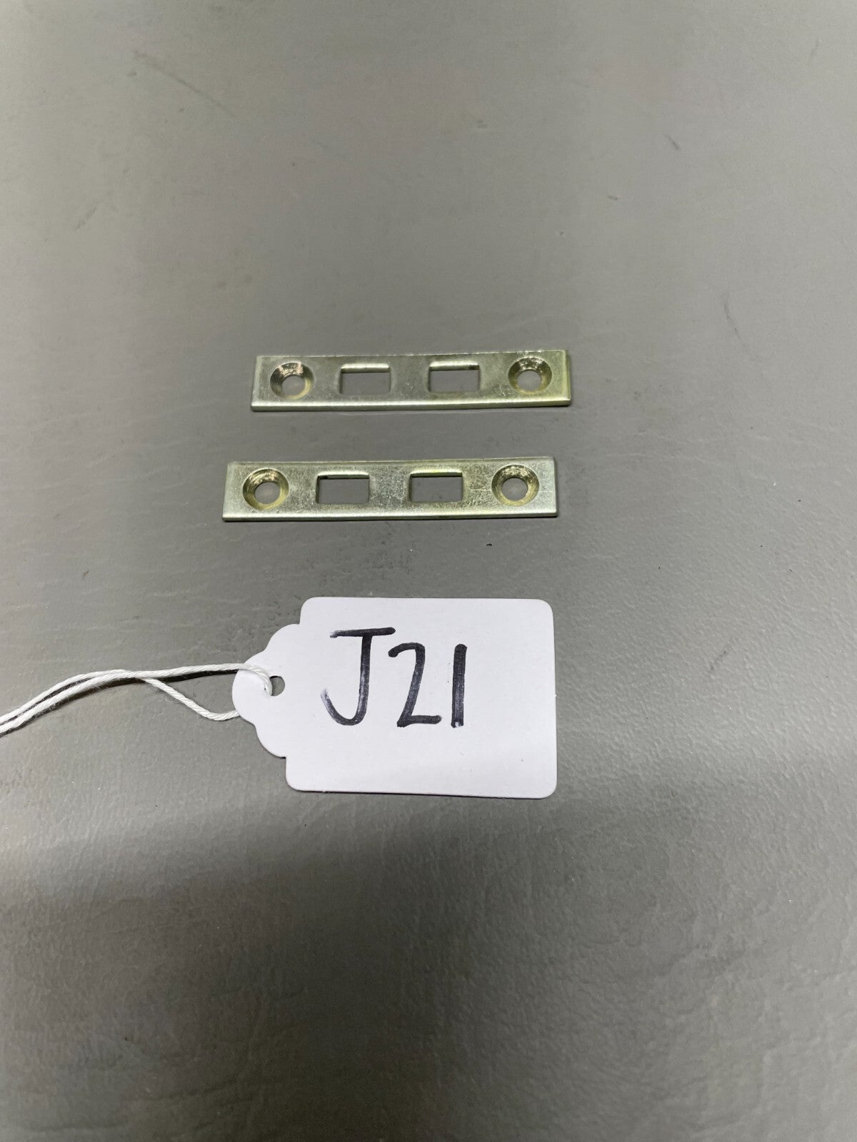 Aircraft Strike Plate AR61