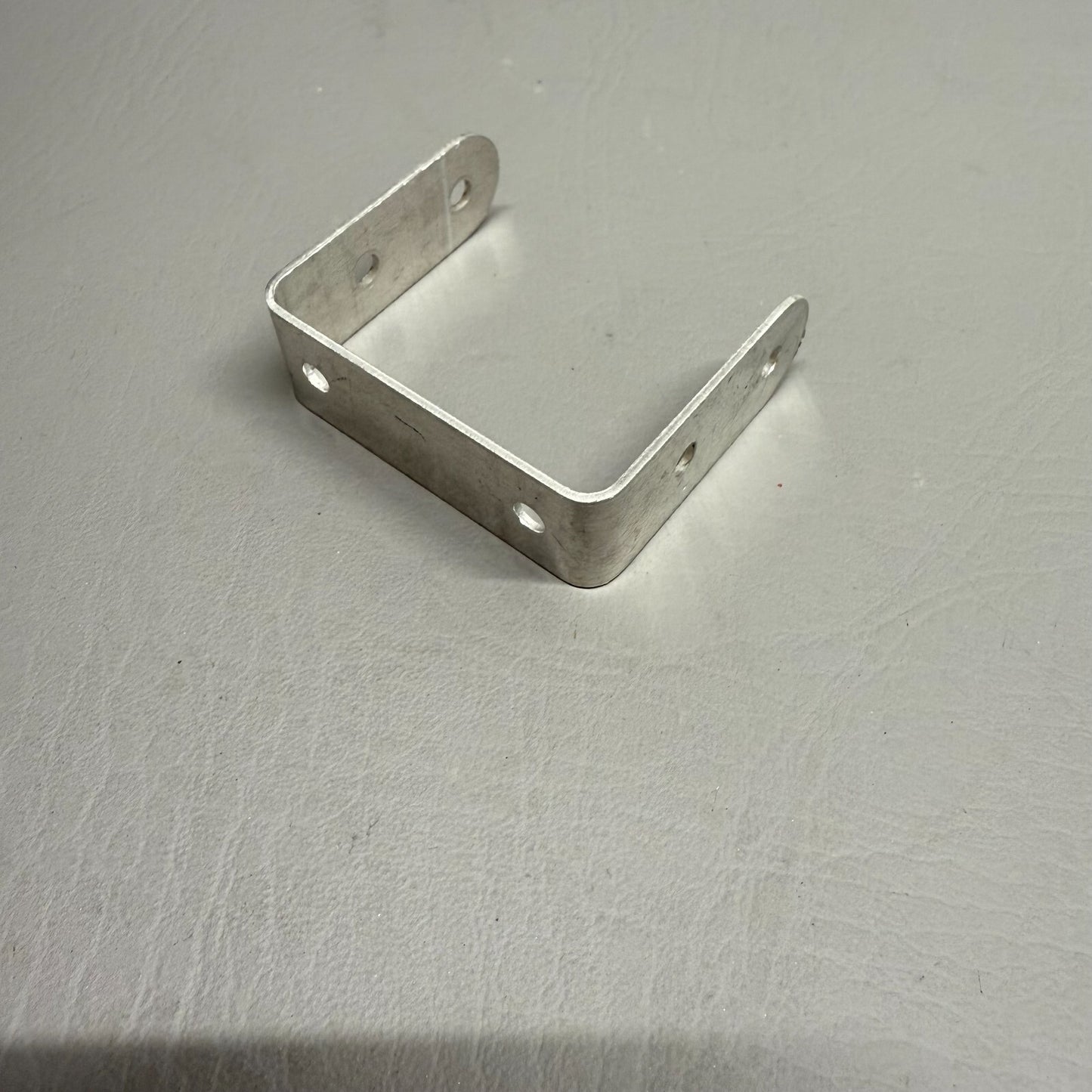 Piper Stab Trim Bracket P/N 68472-000