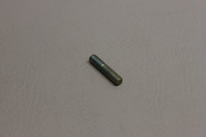 401893P007 TCM Stud