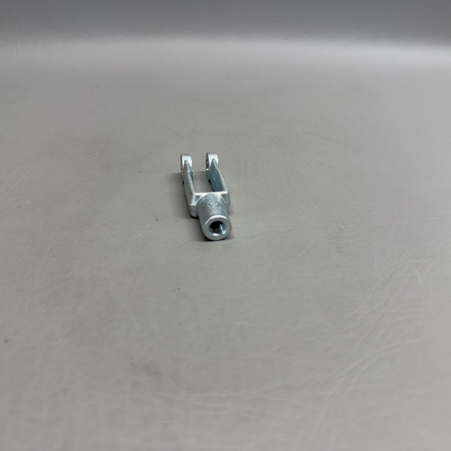 554-687 Piper Clevis Rod End