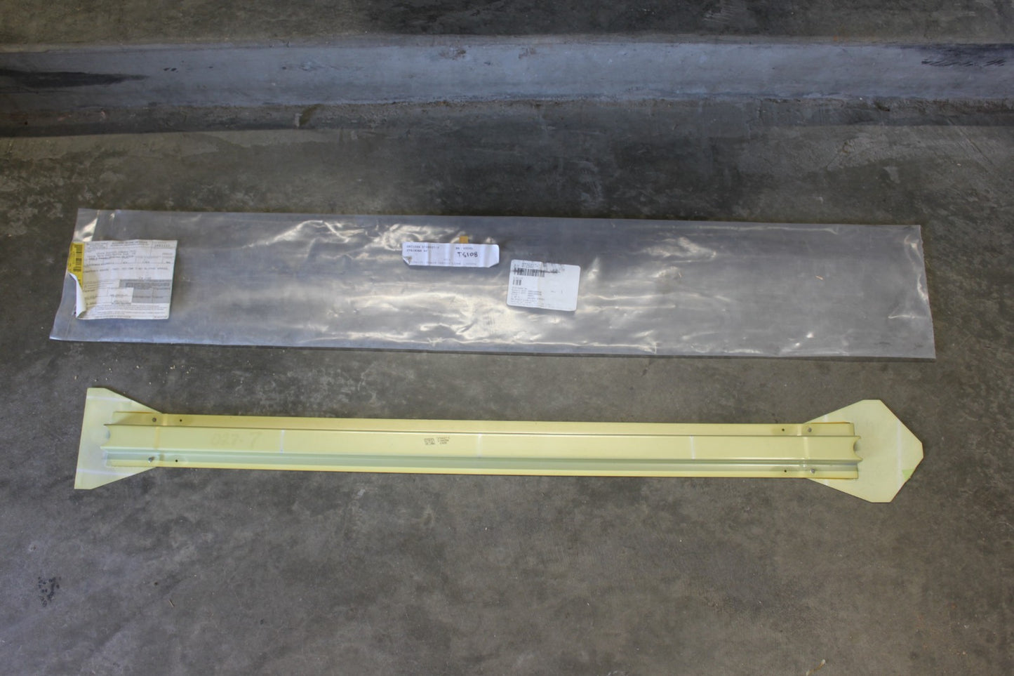 0726027-3 Cessna Stringer Assembly