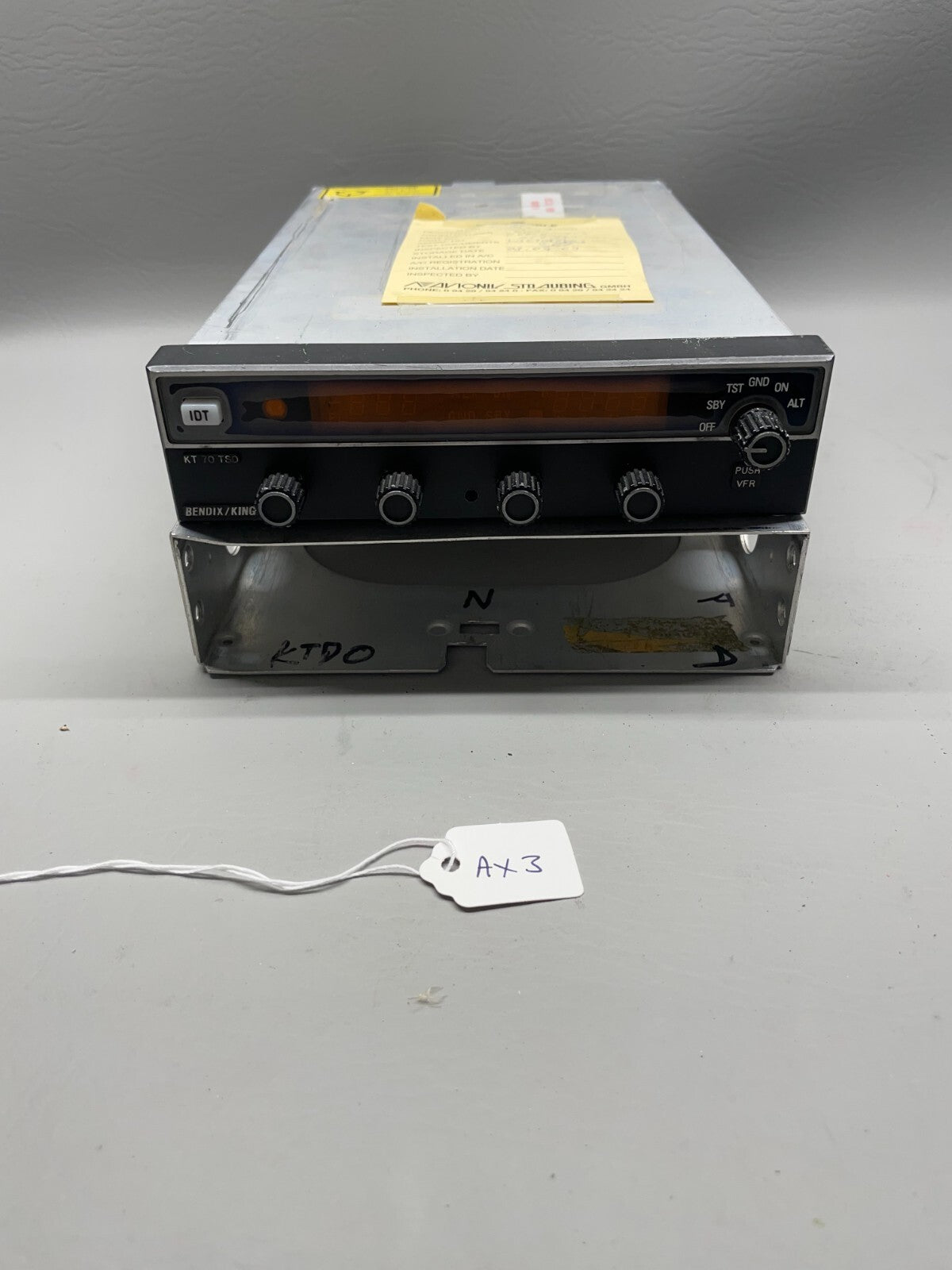 Bendix King KT-70 Mode S ATC Transponder with Tray P/N 066-01141-0101
