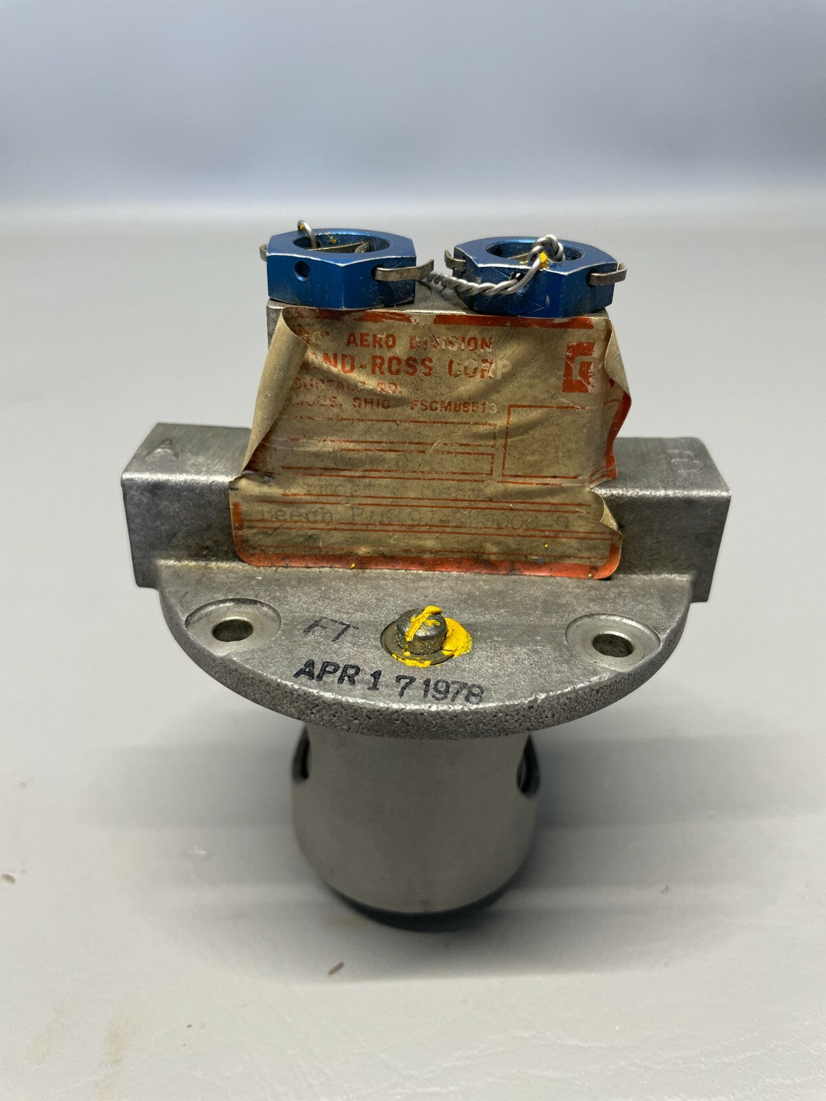 Beechcraft King Air Pneumostat P/N 97-380000-9
