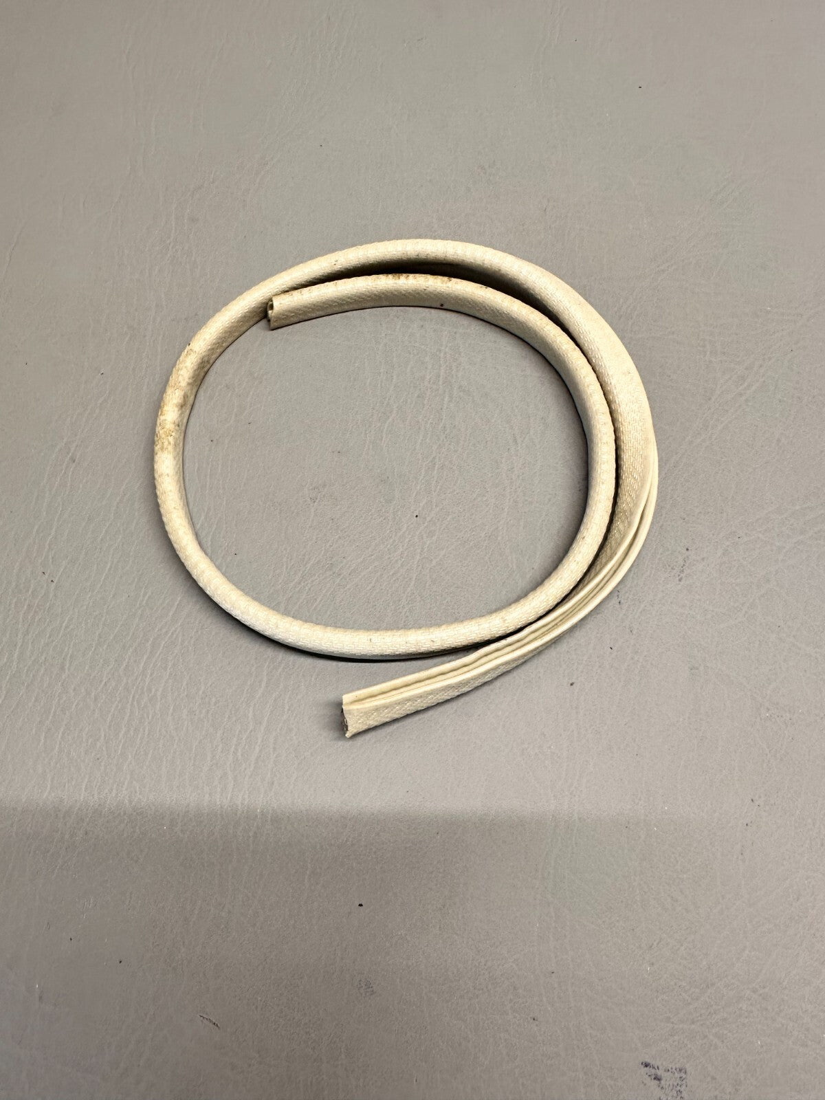 S2195-2 Cessna  Window Seal Trim