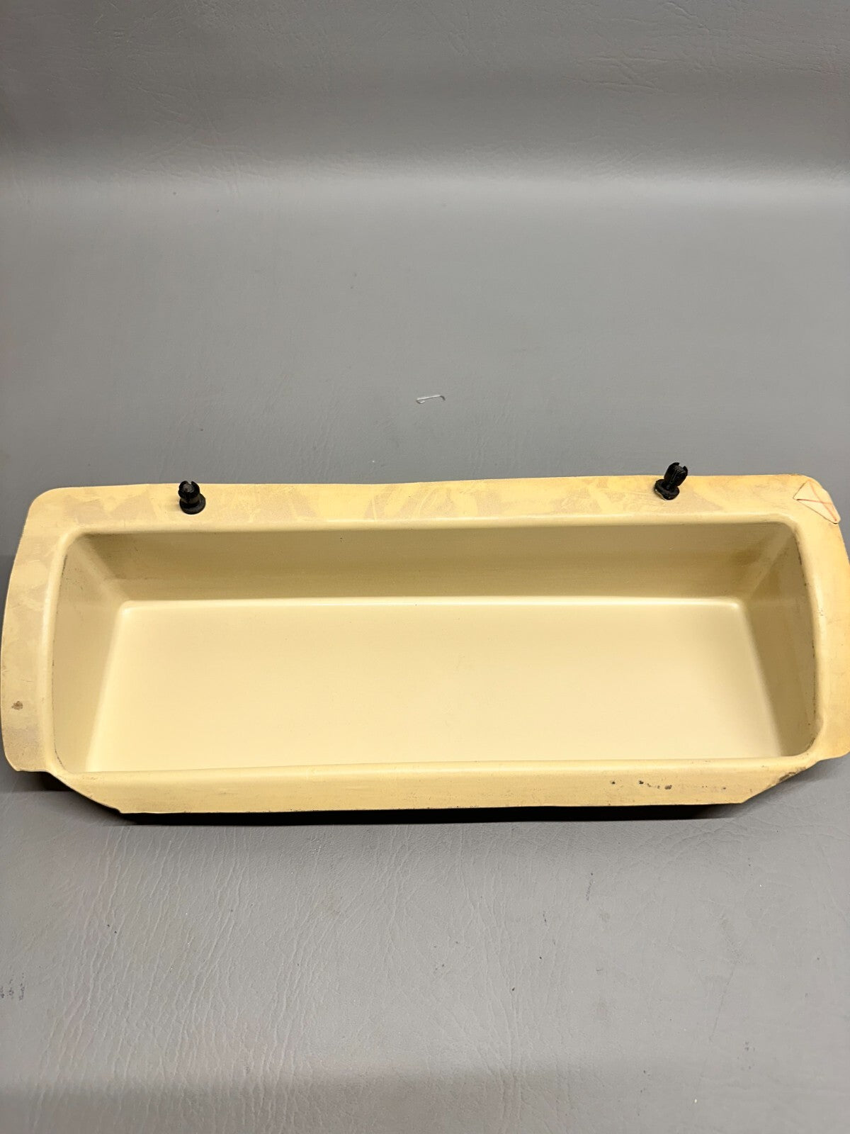 1515047-1 Cessna Window Trim