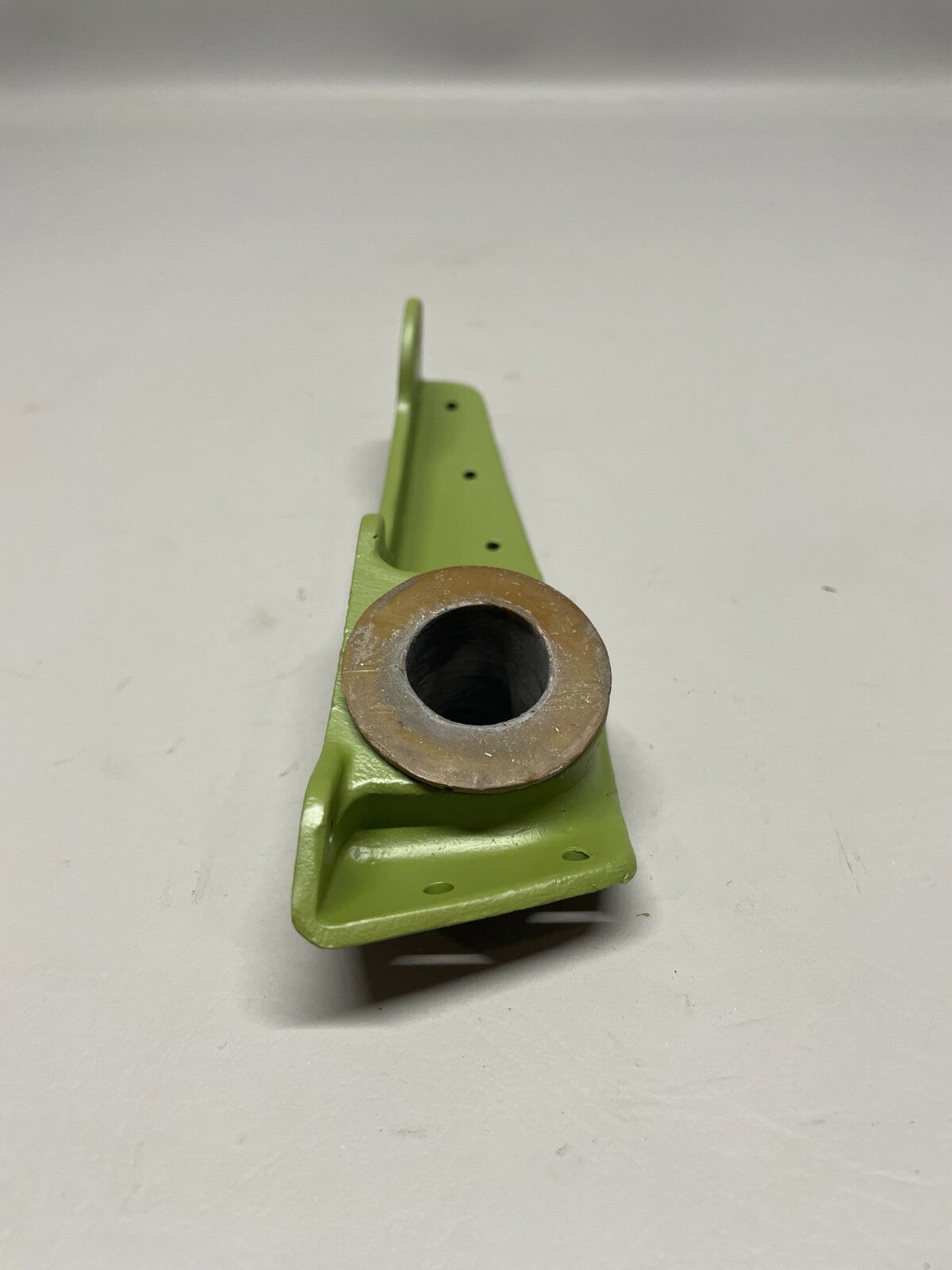 Cessna 180/185 Tail Gear Casting Mount RH P/N 0712305-2