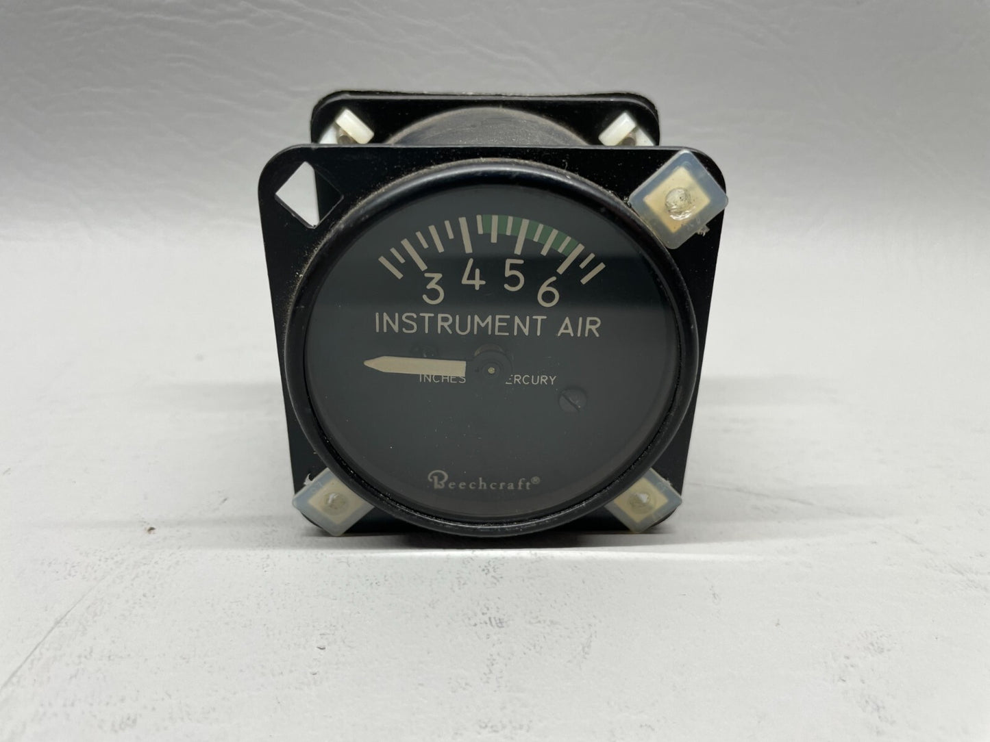 Airborne Gyro Suction Gauge P/N 1G8-34
