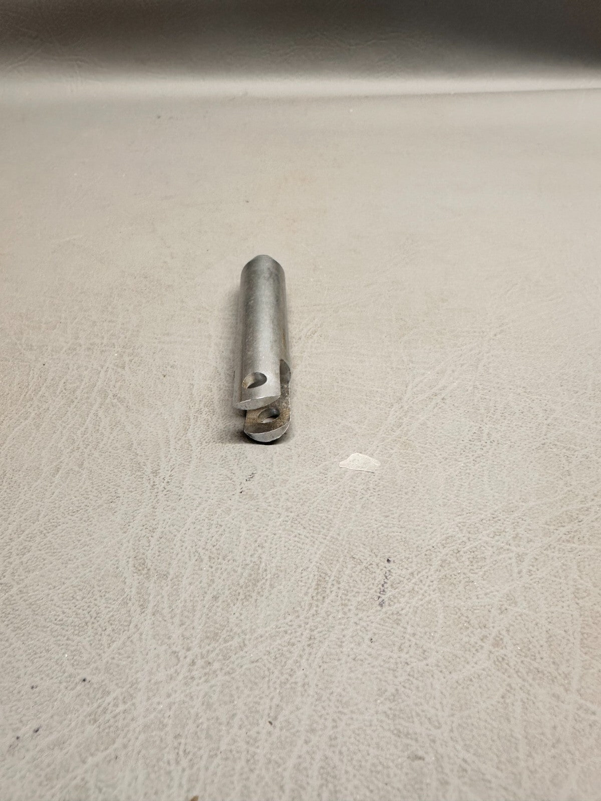 46482-002 Piper PA-31T Door Latch Upper Pin