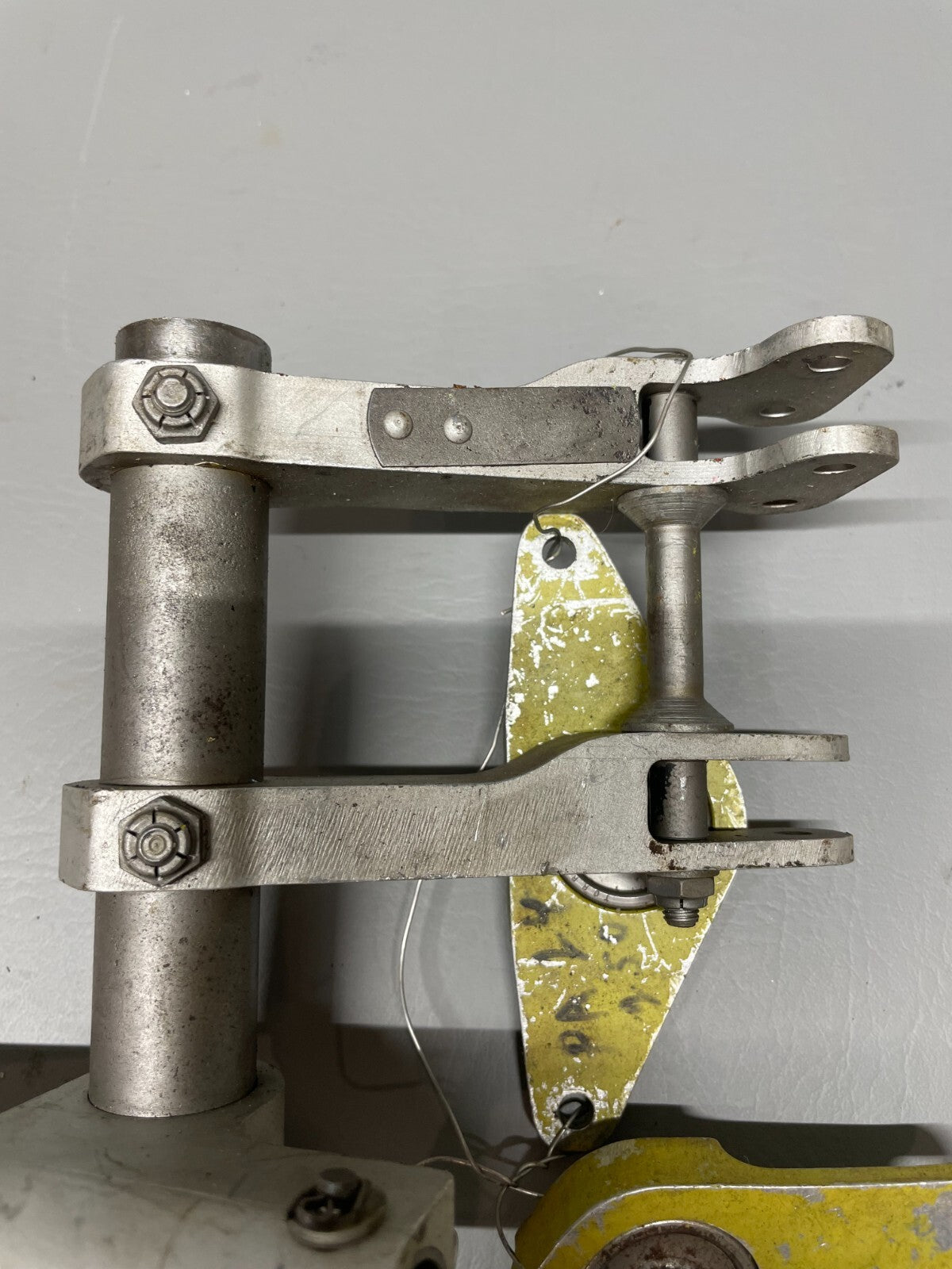Piper PA24 Commanche Manual Gear Extension Lever Assy P/N 21036-000