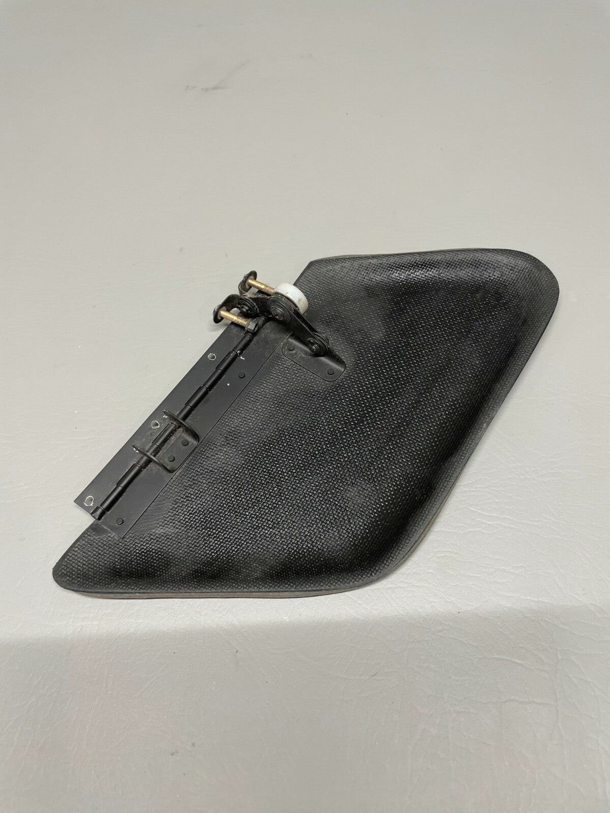 Robinson R44 Front Door Vent RH