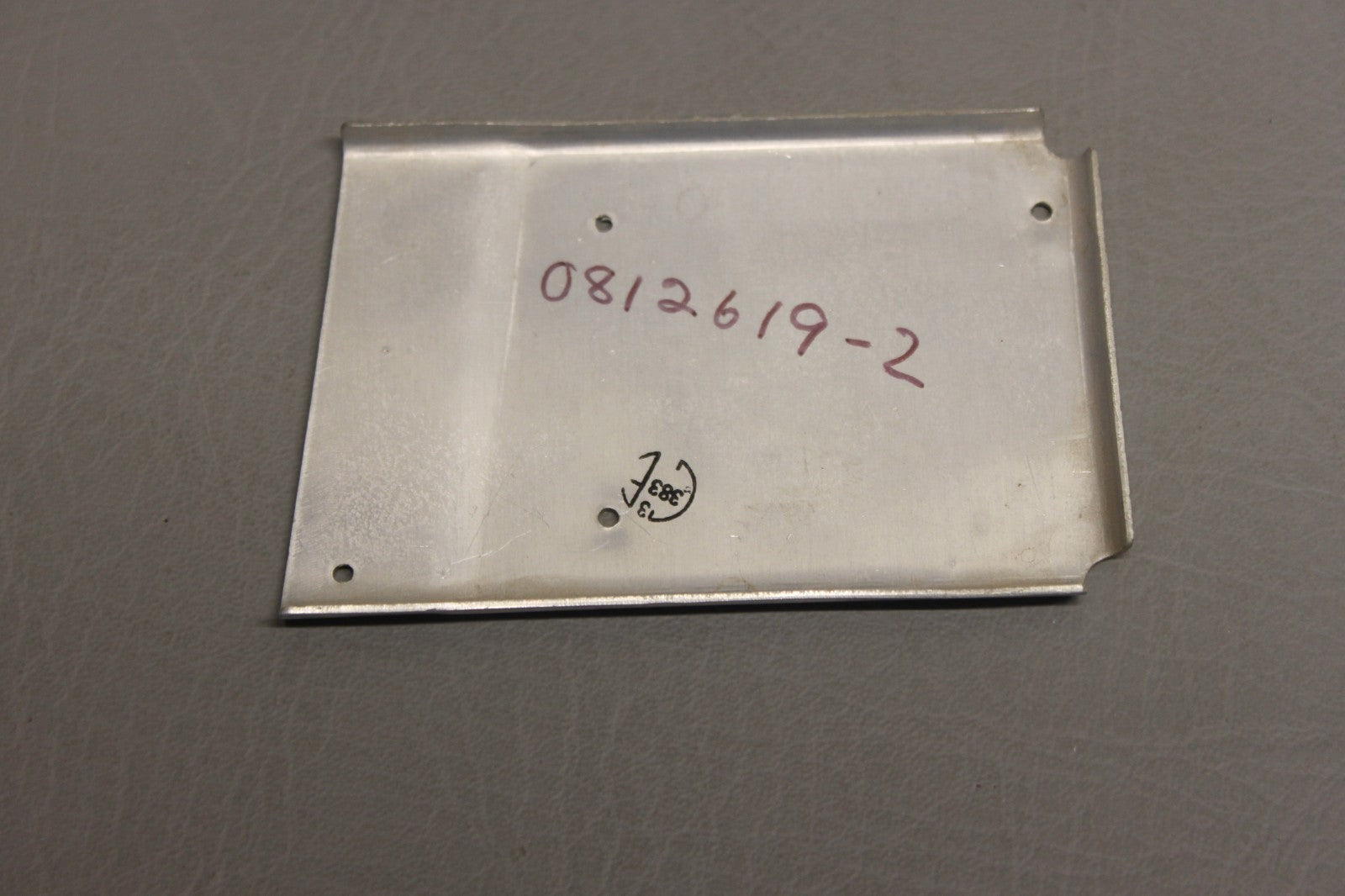 0812619-2 Cessna Bracket