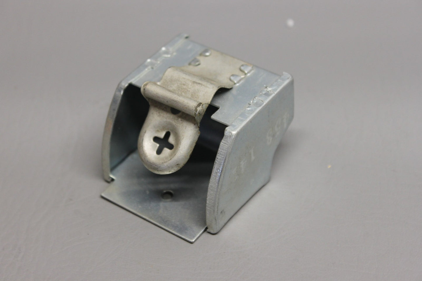 453-141 Piper Ash Tray