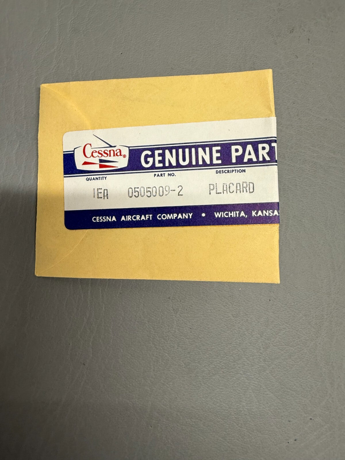 0505009-2 Cessna Placard