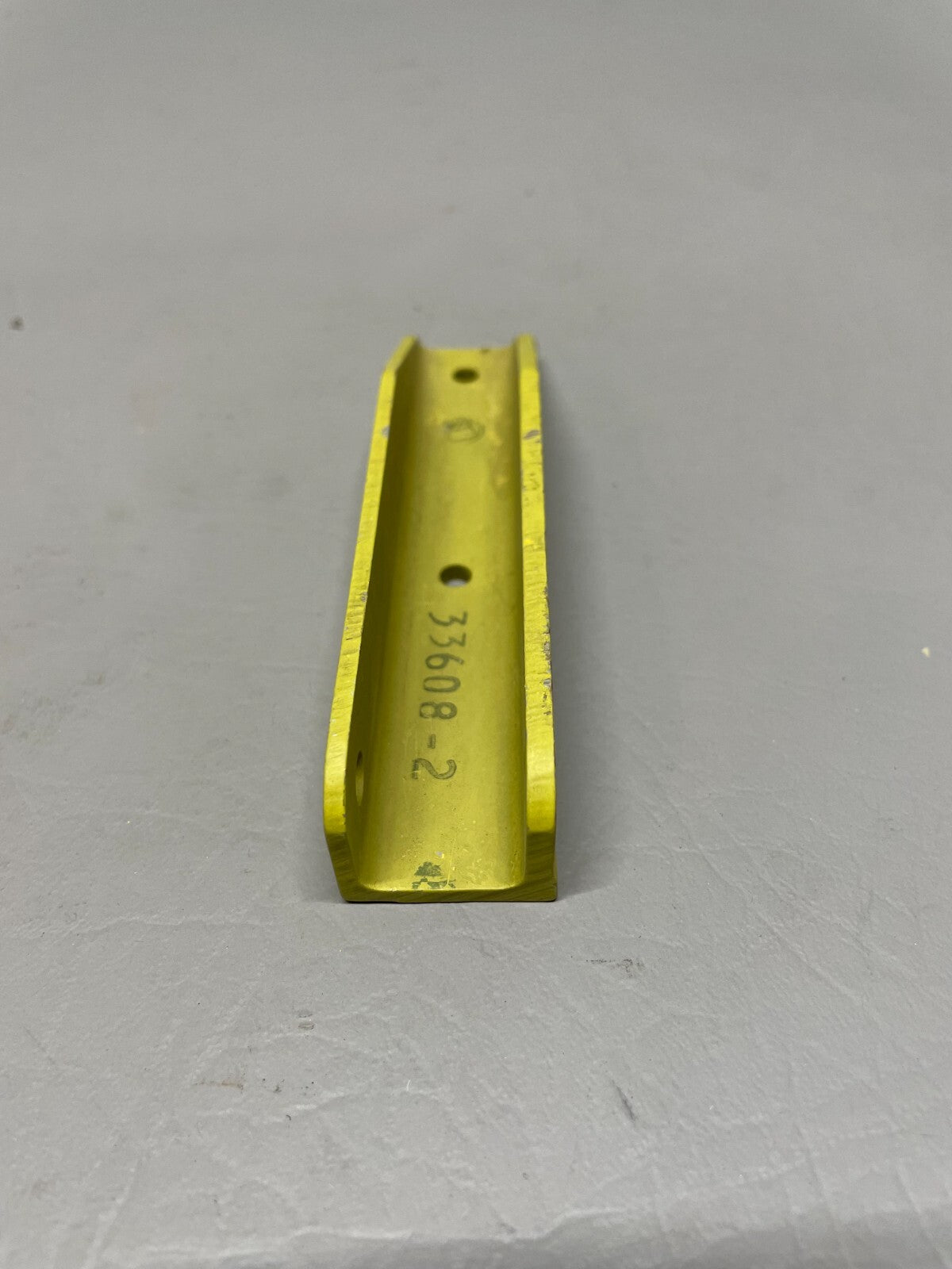 Piper Flap Hinge P/N 33608-002