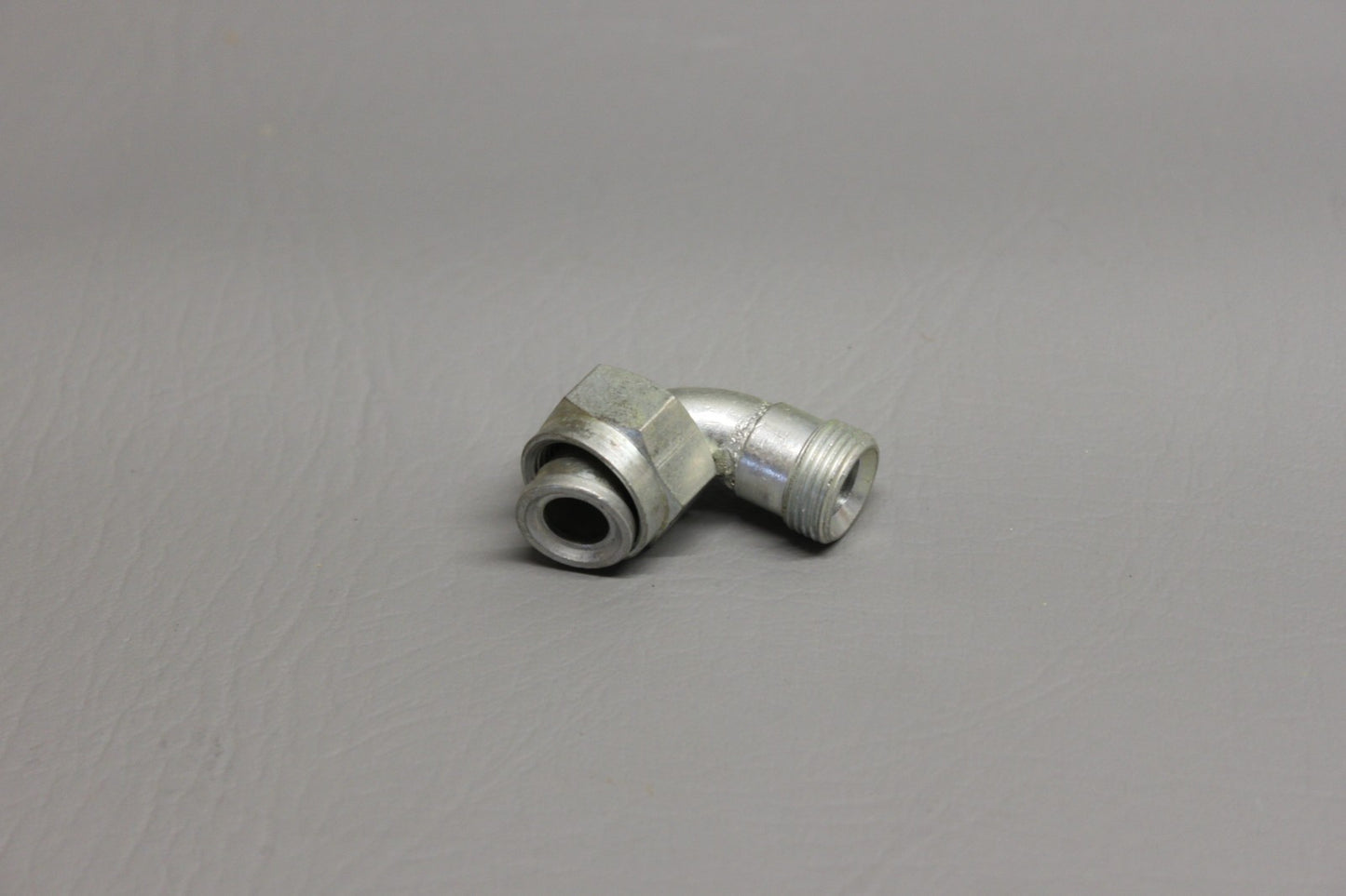 71883 Beechcraft Elbow Assy
