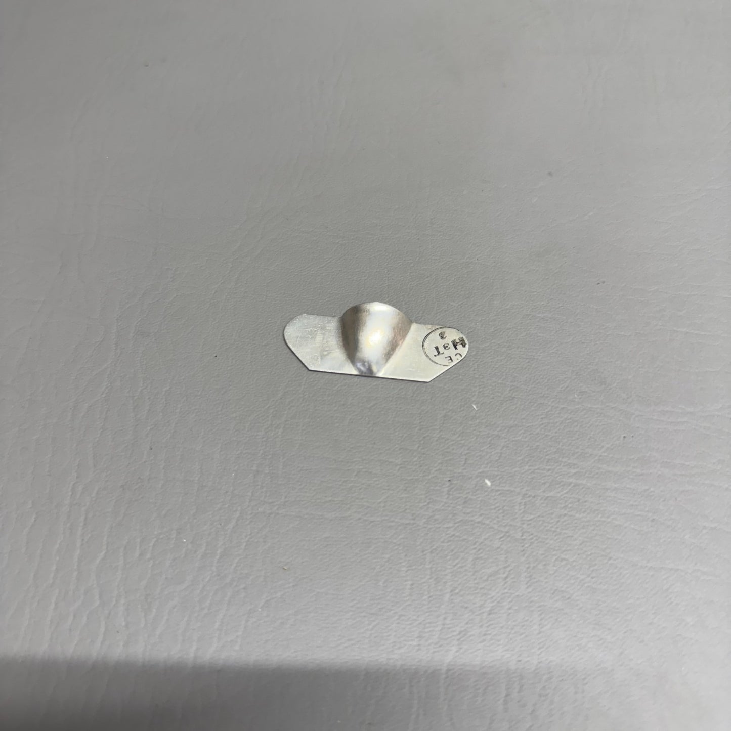 0823337-2 Cessna Grommet