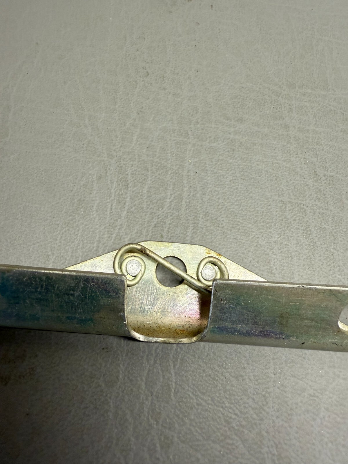 0850035-1 Cessna Support Bracket
