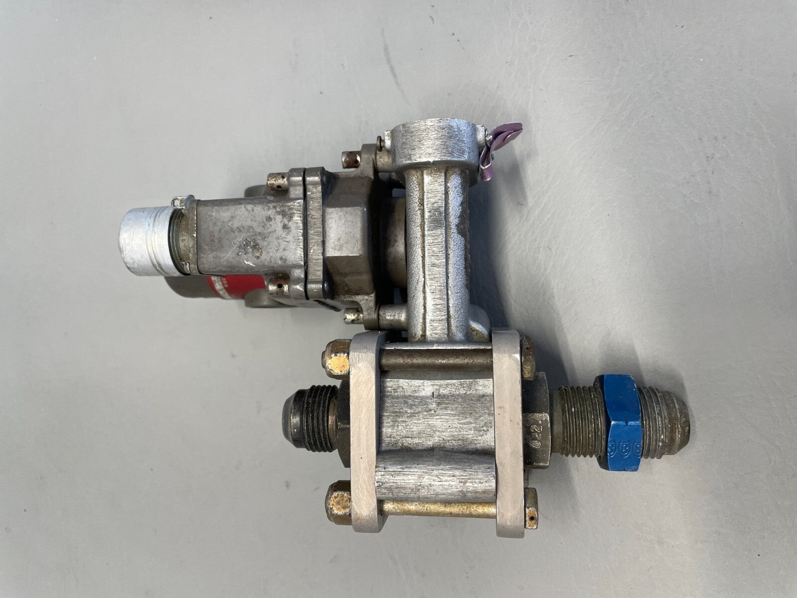 ITT Aerospace Controls Shut Off Gate Valve 28V P/N AV16B1410