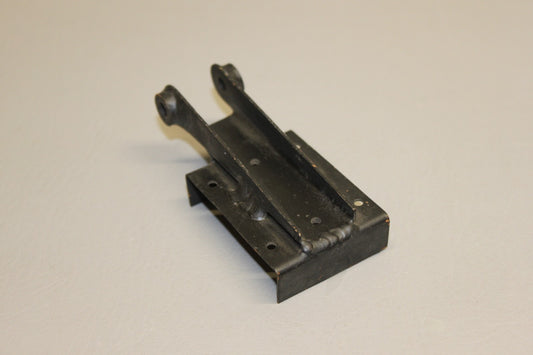 41881-002 Piper Hinge Assembly