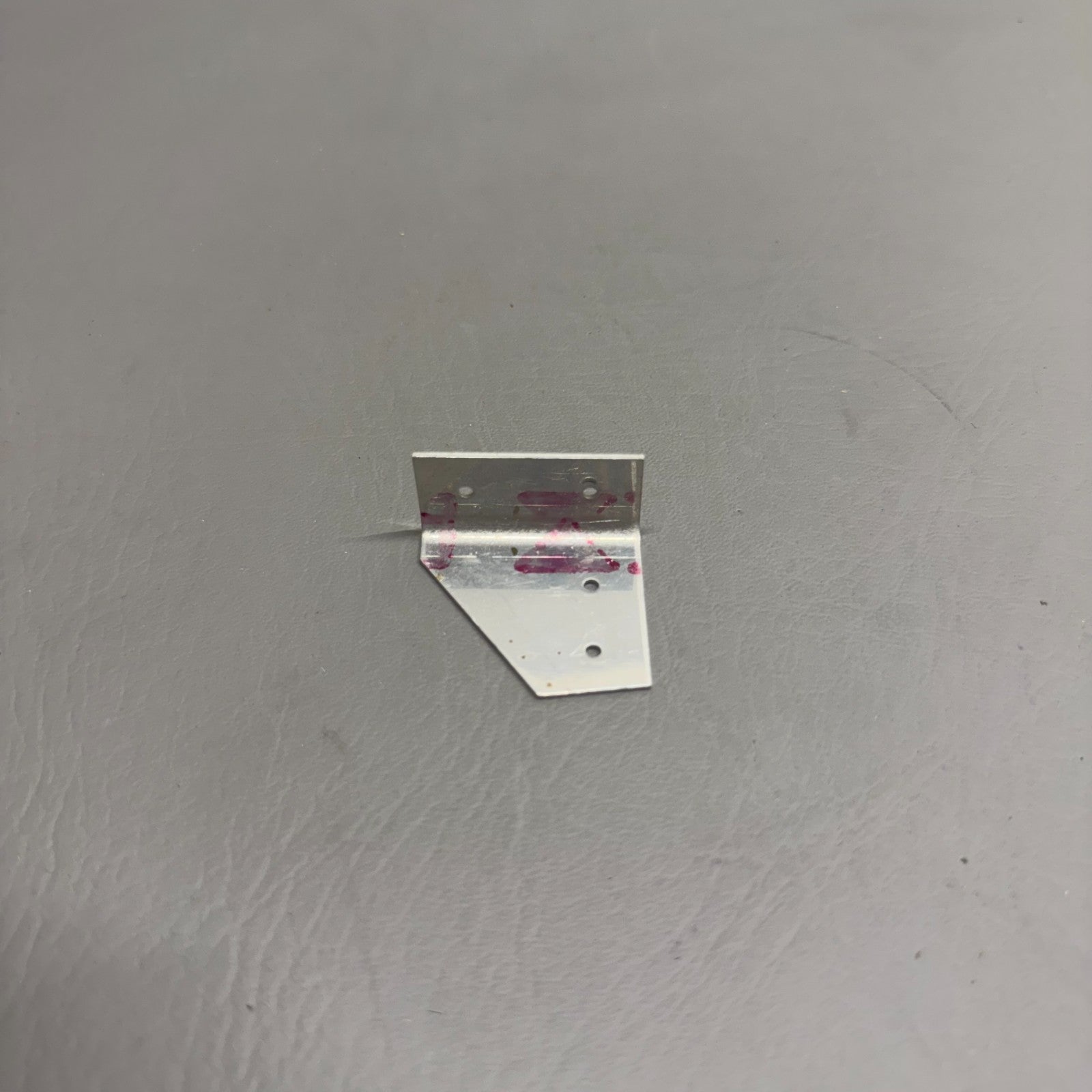 62458-000 Piper Bracket