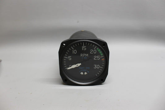 C668016-0102 Instruments Inc. Dual Tachometer Alt P/N 512-02 (OVERHAULED)
