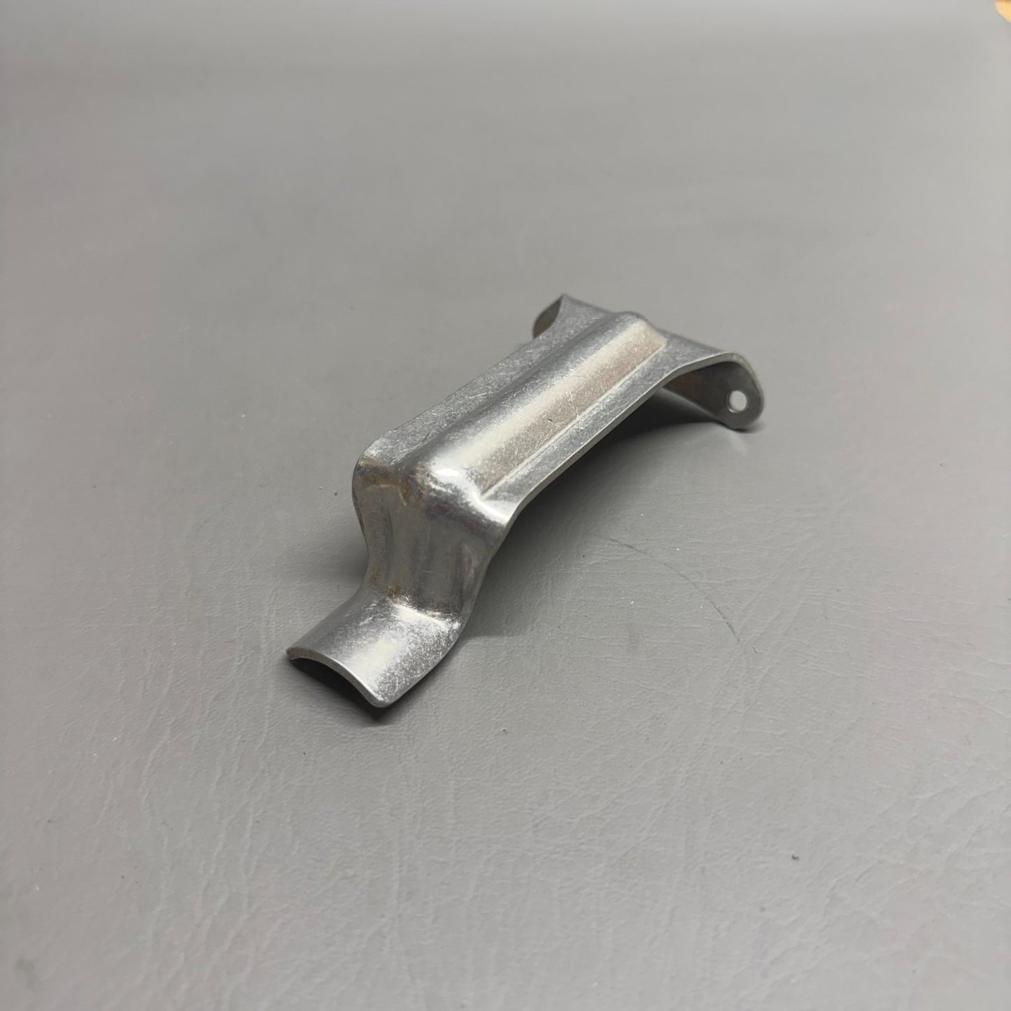 31692-000 Piper Bracket