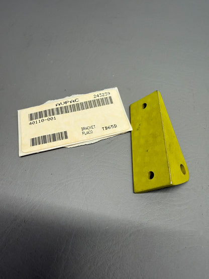 Piper Bracket Front Aileron P/N 40110-001