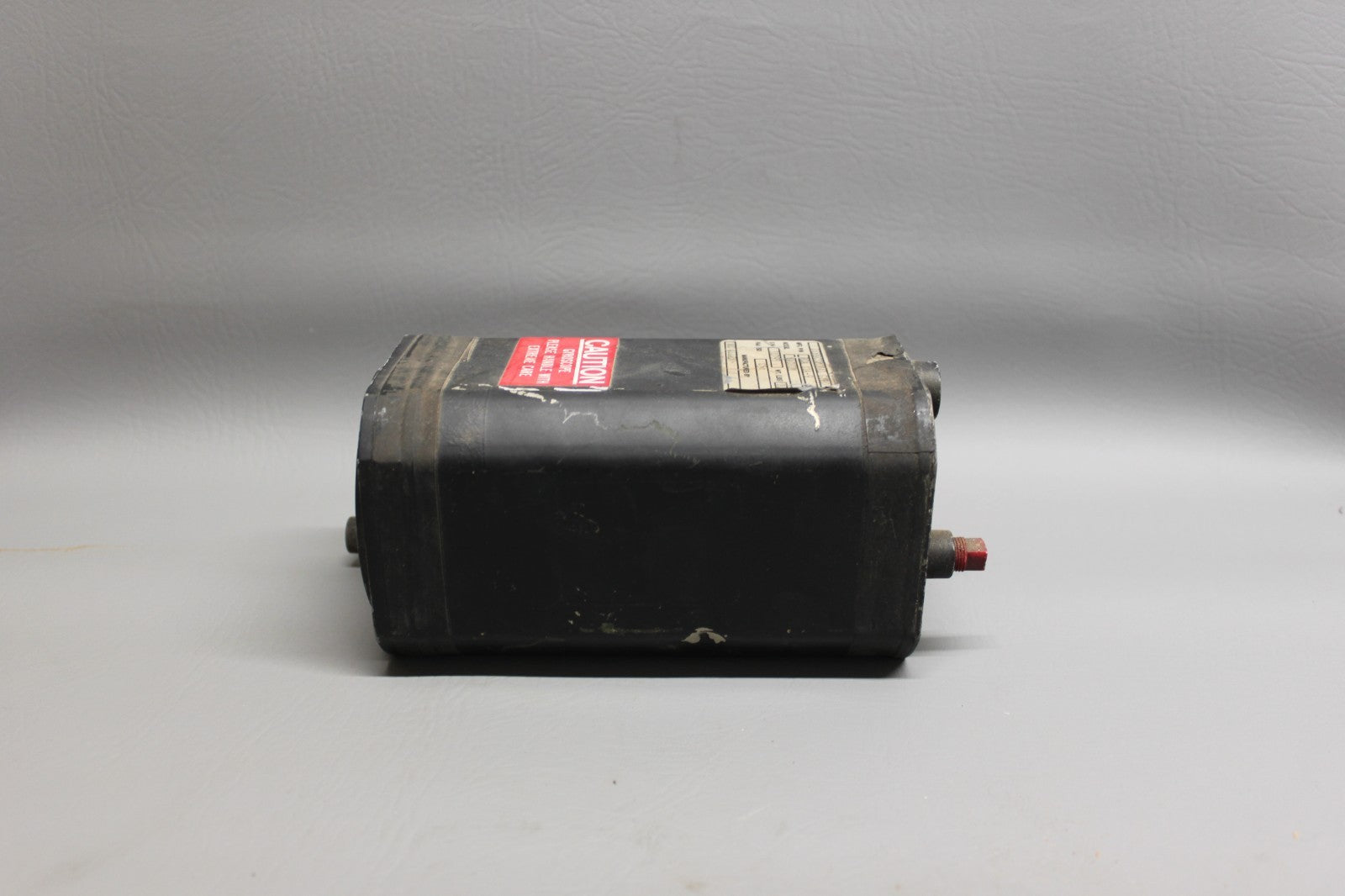 C661075-010 RC Allen RCA11A-9 Directional Gyro