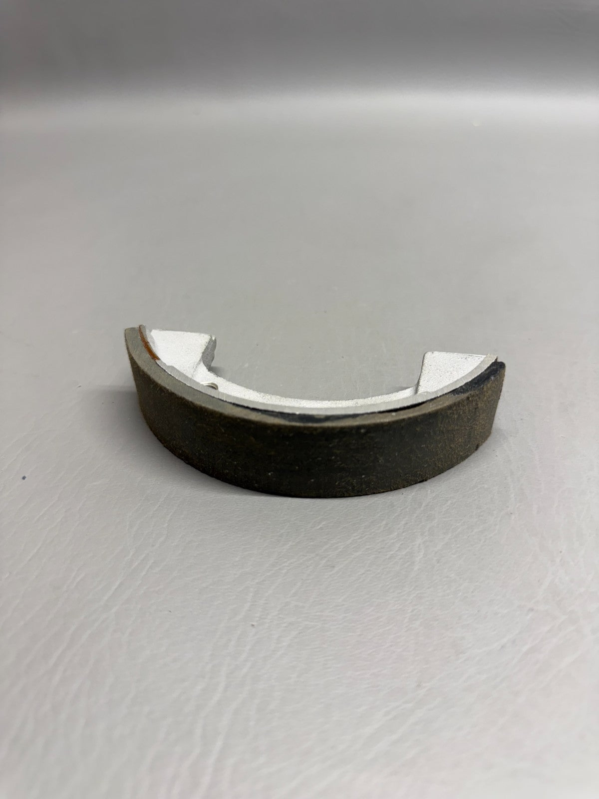 757-782 Piper Brake Shoes (PAIR)
