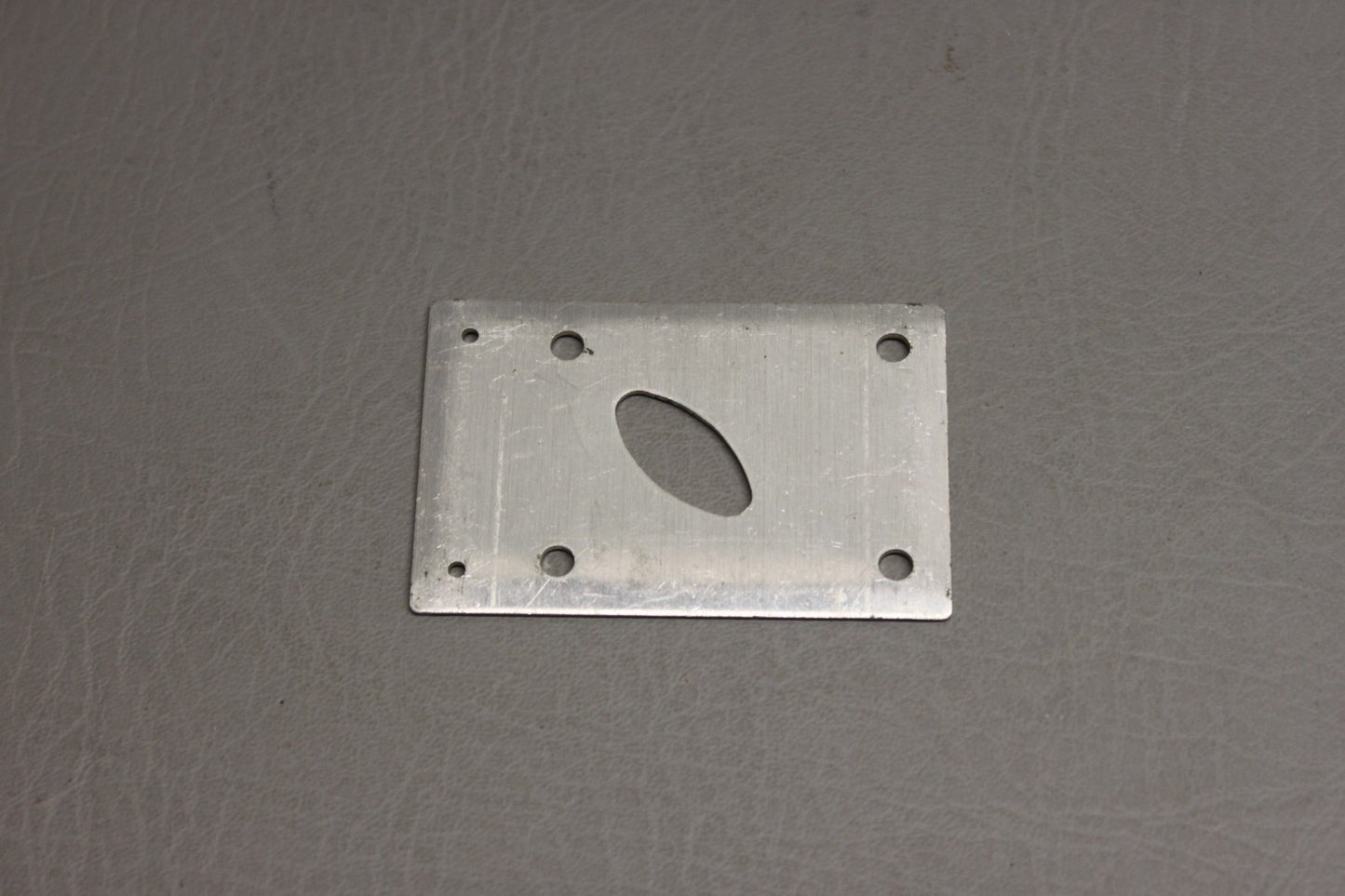 0700072-3 Cessna Plate