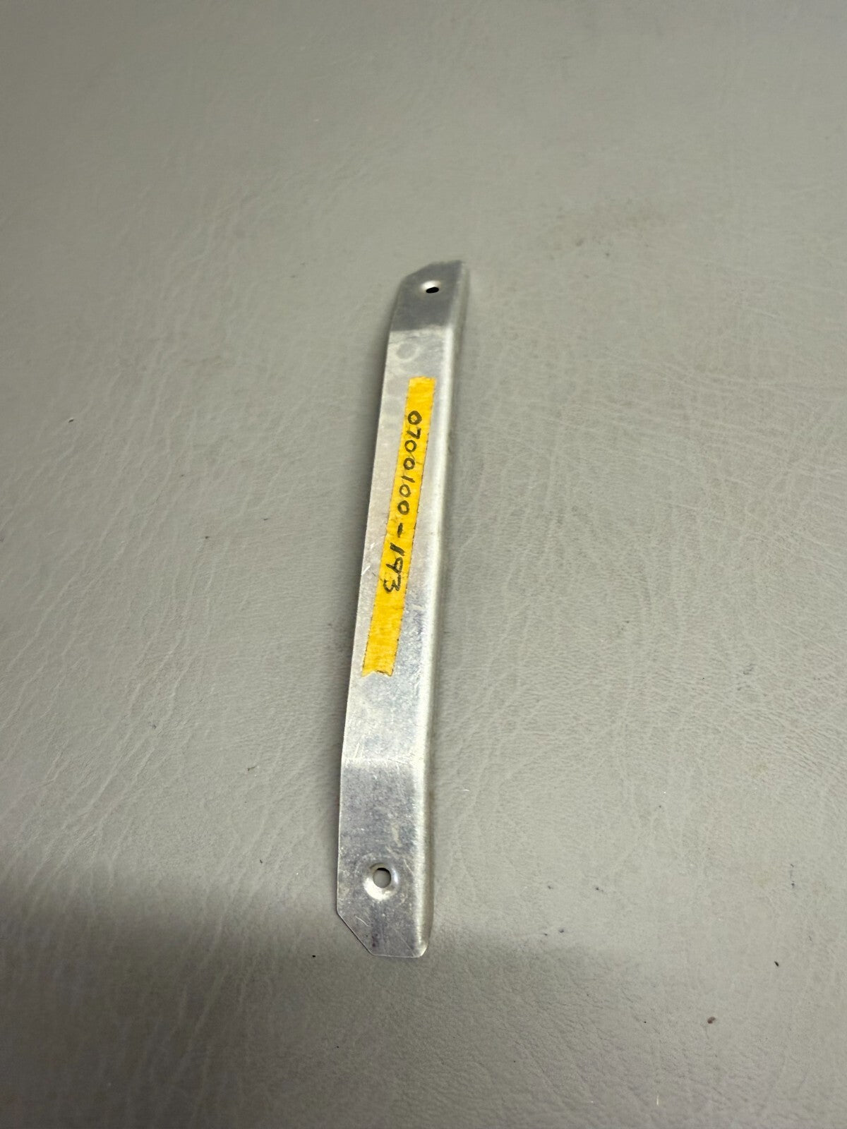 0700100-193 Cessna Retainer