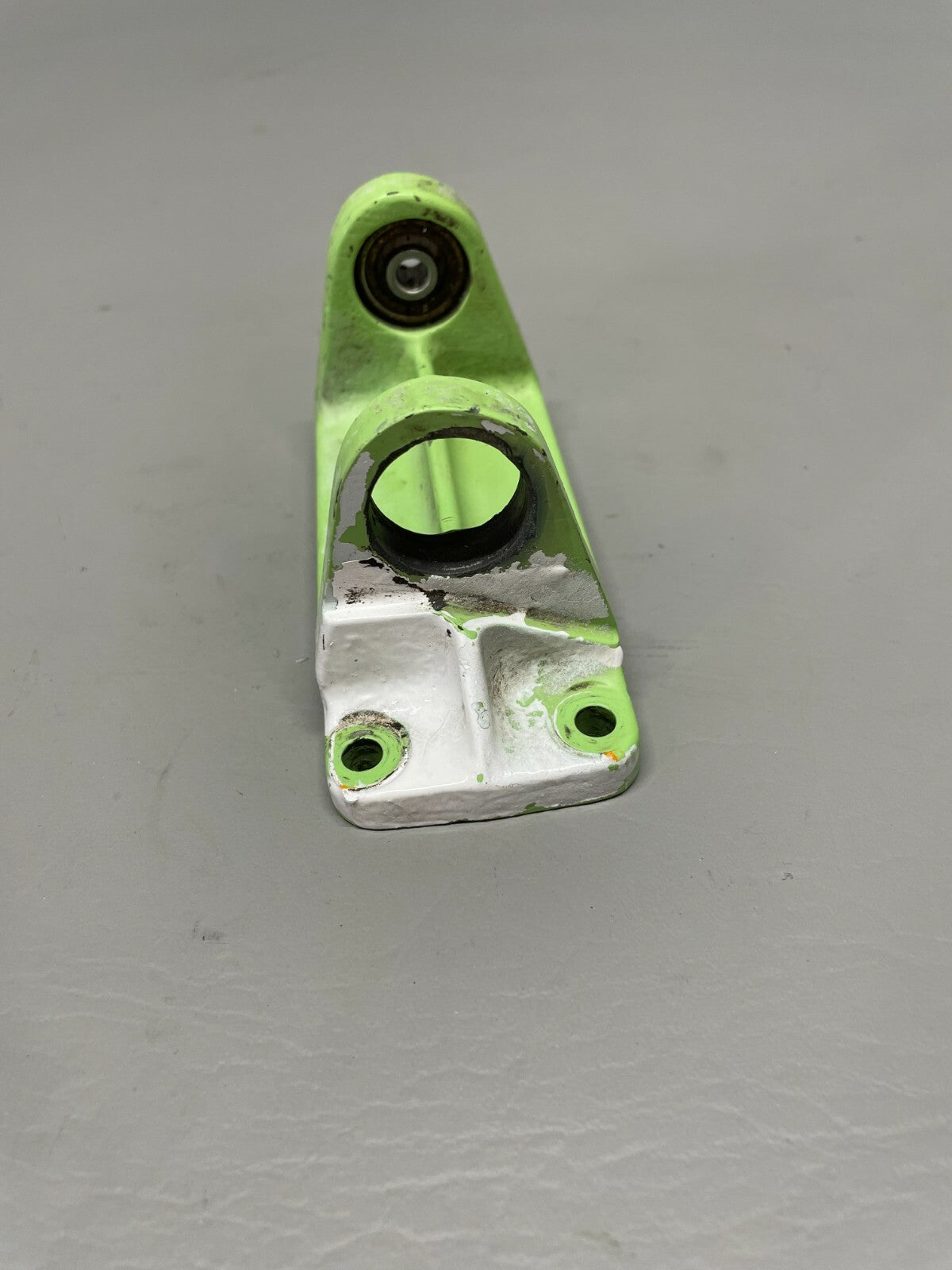 Beechcraft A36 Bonanza Hinge Elevator P/N 45-524042-9