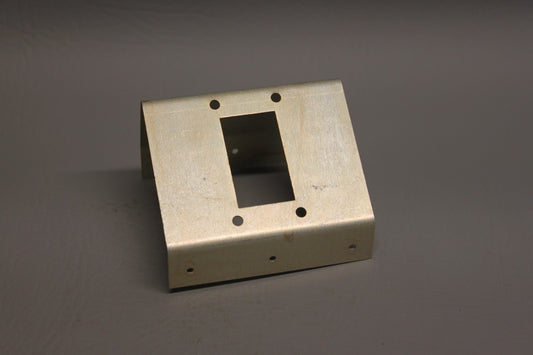 52696-005 Piper Bracket