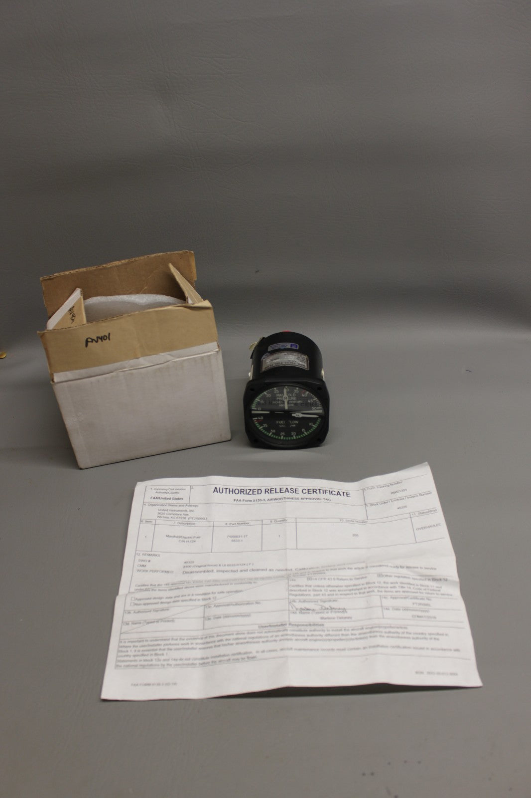 6533-1 United Inst Dual Manifold Pressure and Fuel Flow Indicator (WITH 8130)