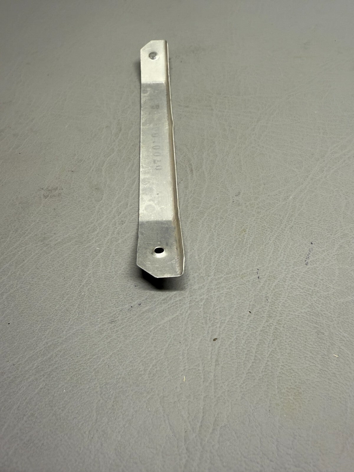 0700100-193 Cessna Retainer