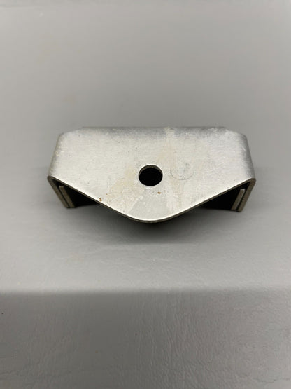 Cessna A185F Bracket Hinge Middle P/N 0732100-10 (NEW)