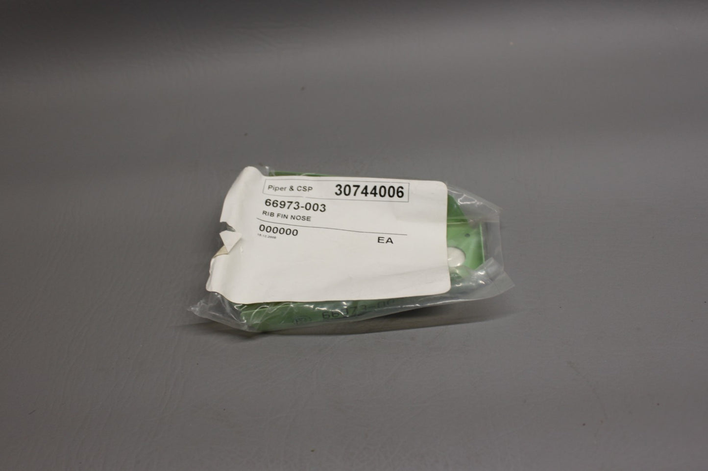 66973-003 Piper Rib Fin Nose