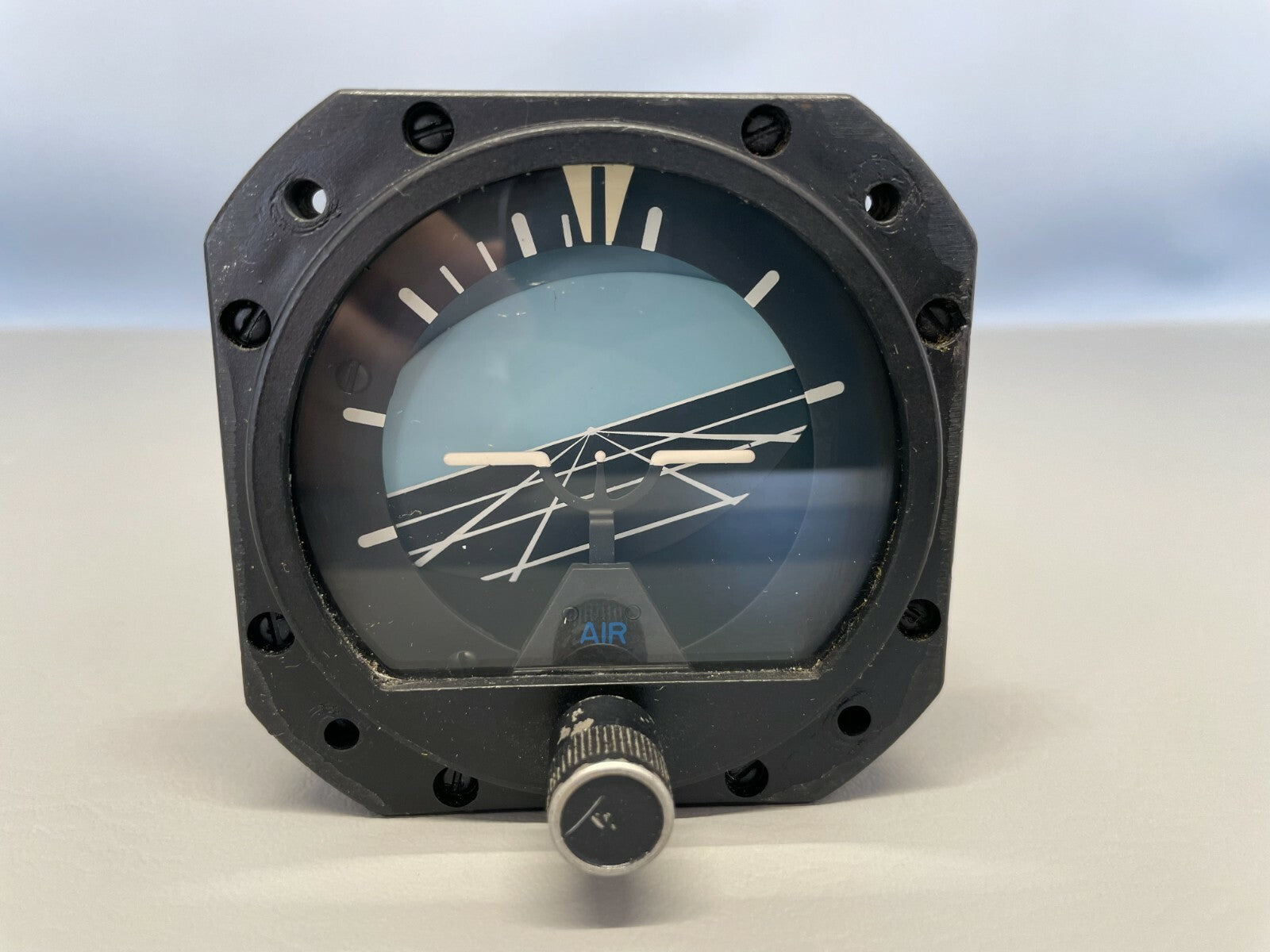 Sigma Tek 5000B-12 Attitude Gyro P/N 3850096