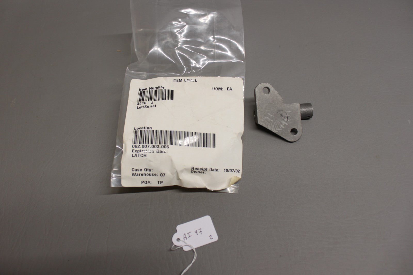3418-2 Aircraft Latch