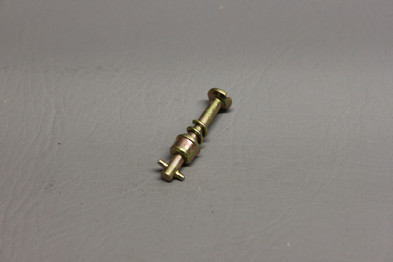 4002-30 Camloc Stud (QTY 5)